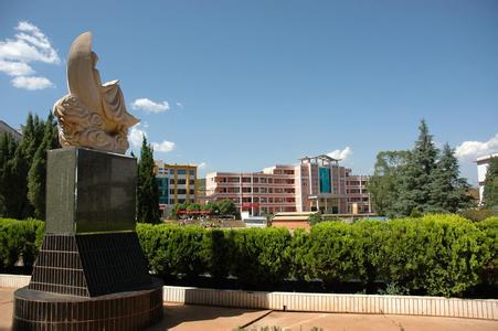 易門(mén)天氣預(yù)報(bào)30天查詢(xún),易門(mén)縣一個(gè)月天氣