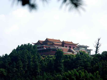宜賓長(zhǎng)寧佛來山天氣